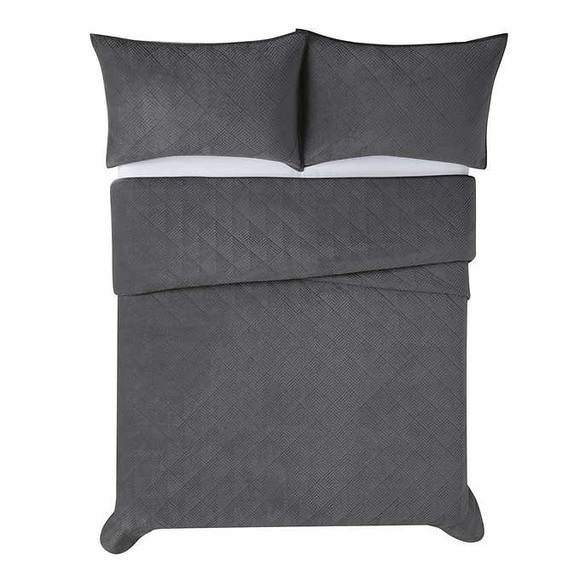 Future Soft Embroidered Velvet King Quilt Set,3-Pc - Picture 3 of 16